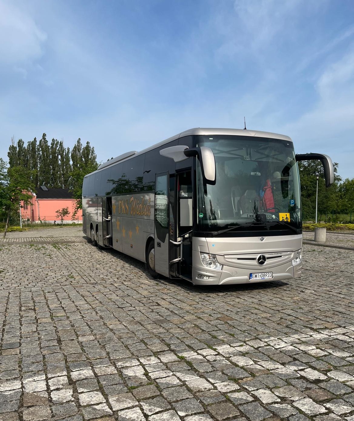 MERCEDES  TOURISMO RHD-L